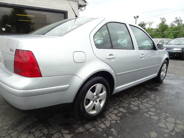 Volkswagen Jetta 2003 photo 1