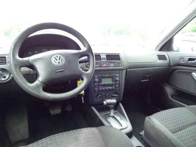 Volkswagen Jetta 2003 photo 17