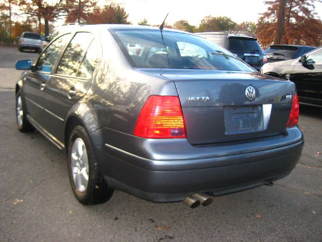 Volkswagen Jetta 2003 photo 4