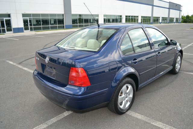 Volkswagen Jetta 2003 photo 2