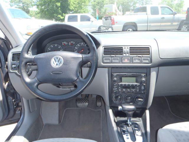 Volkswagen Jetta 2003 photo 4