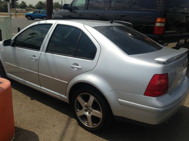 Volkswagen Jetta 5.0L Sedan