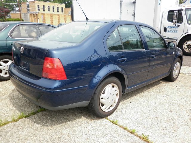 Volkswagen Jetta 2003 photo 2