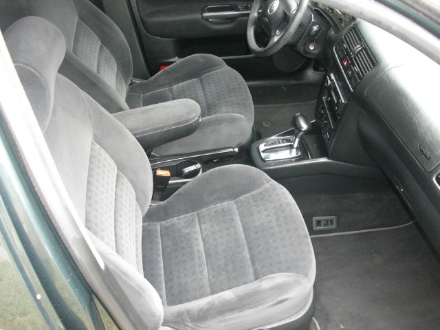 Volkswagen Jetta 2003 photo 2