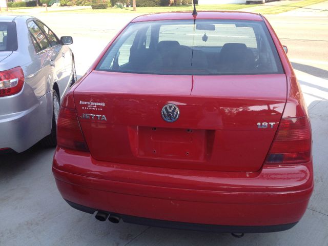 Volkswagen Jetta 2003 photo 2