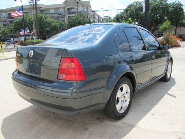 Volkswagen Jetta 2003 photo 3