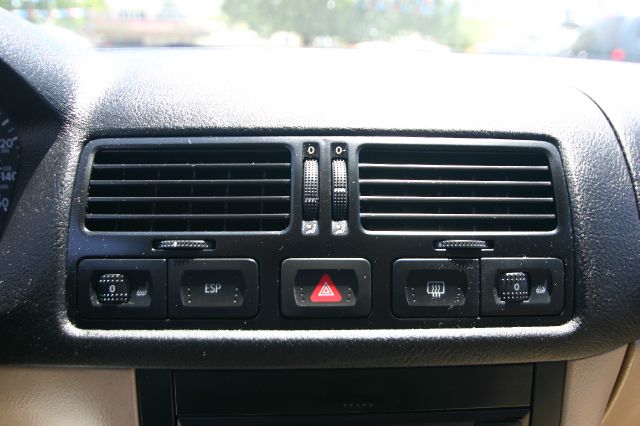 Volkswagen Jetta 2003 photo 7