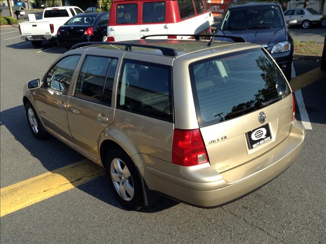 Volkswagen Jetta 4dr 112 WB AWD Wagon