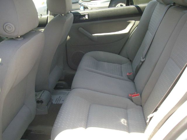 Volkswagen Jetta 2003 photo 1