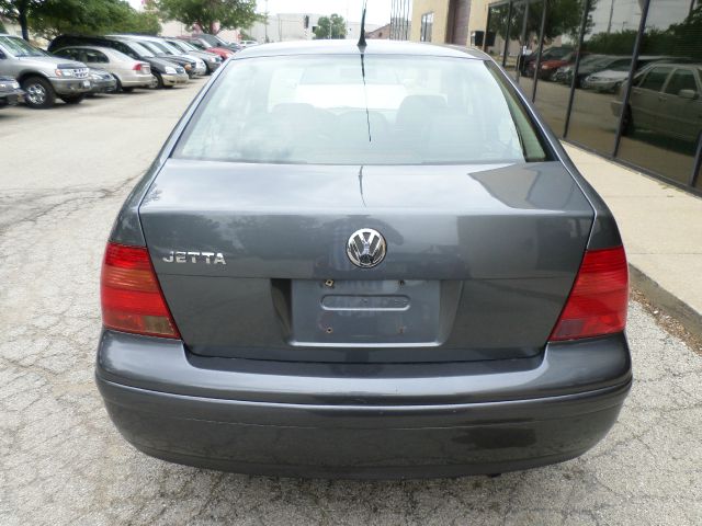 Volkswagen Jetta 2003 photo 2