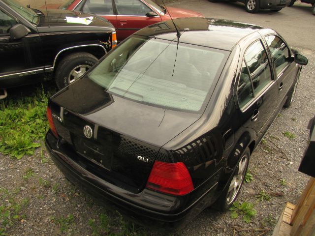 Volkswagen Jetta 2003 photo 1