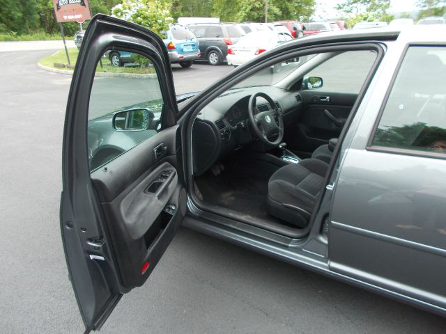 Volkswagen Jetta 2003 photo 12