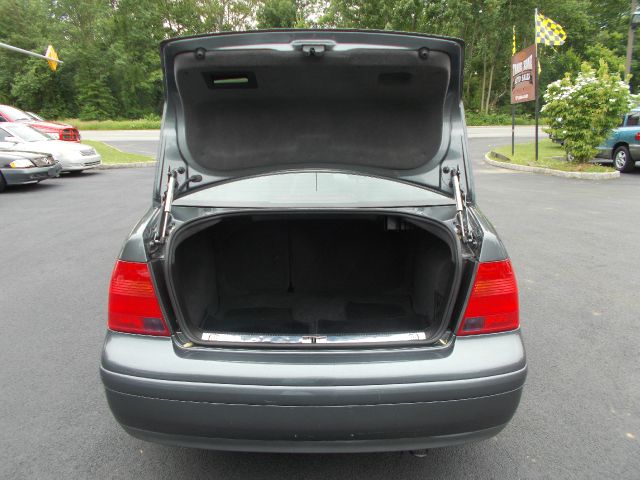 Volkswagen Jetta 2003 photo 8