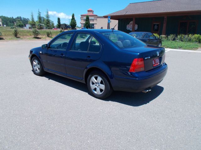 Volkswagen Jetta 2003 photo 3