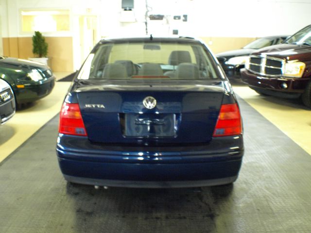 Volkswagen Jetta 2003 photo 1