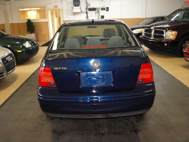 Volkswagen Jetta 2003 photo 16