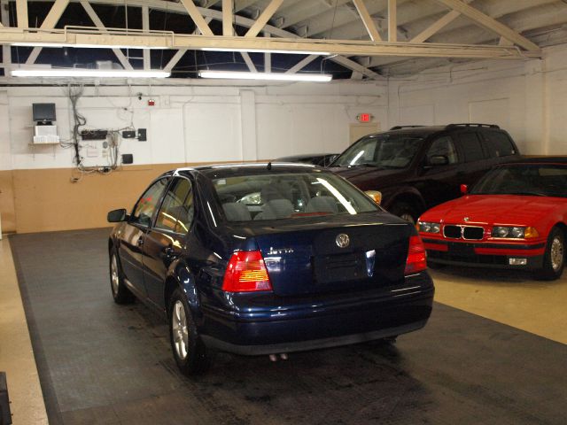 Volkswagen Jetta 2003 photo 17