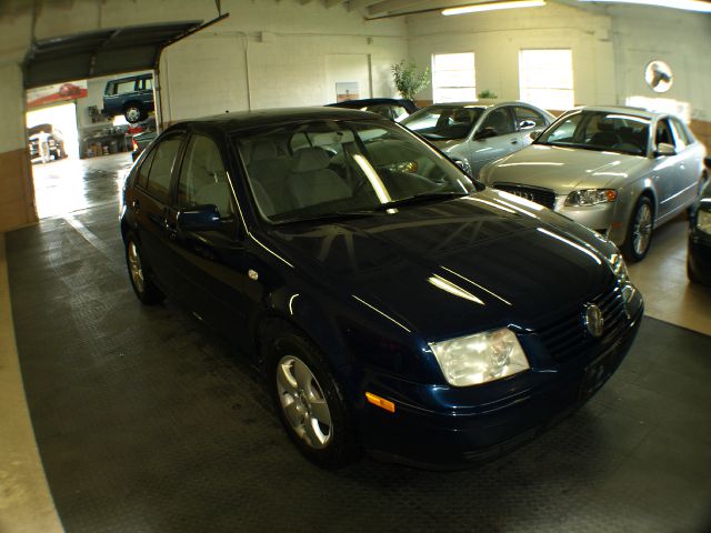 Volkswagen Jetta 2003 photo 2