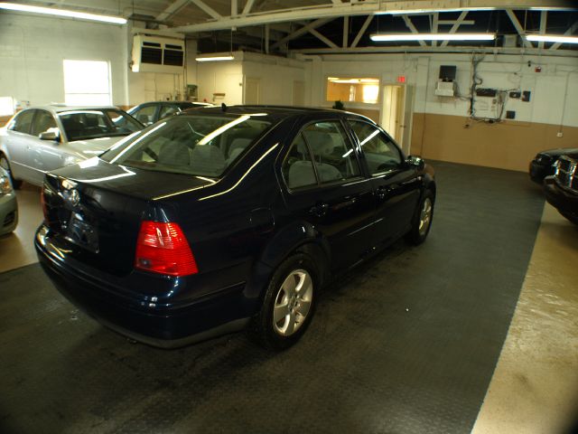 Volkswagen Jetta 2003 photo 27