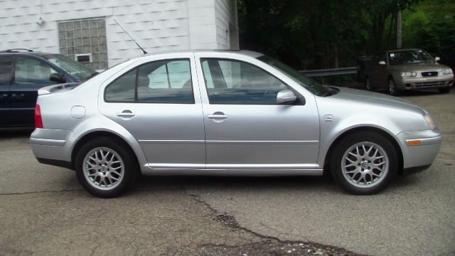 Volkswagen Jetta 2003 photo 2