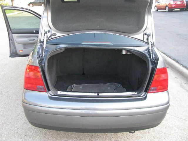 Volkswagen Jetta 2003 photo 8