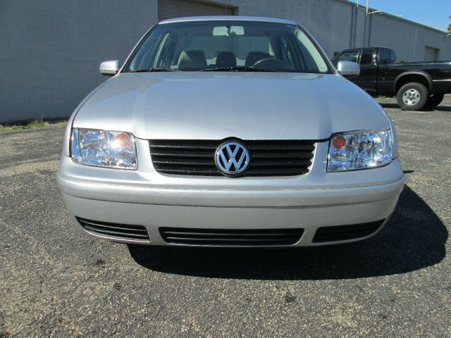 Volkswagen Jetta 2003 photo 2