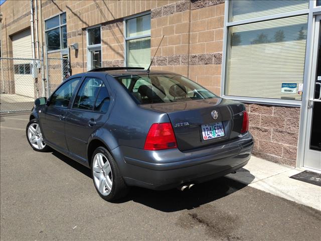 Volkswagen Jetta 2003 photo 1