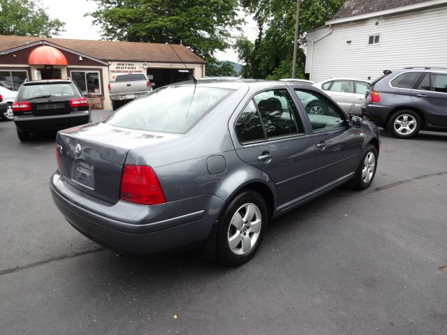 Volkswagen Jetta 2003 photo 2