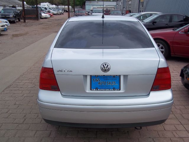 Volkswagen Jetta 2003 photo 2