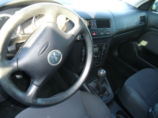 Volkswagen Jetta 2004 photo 2