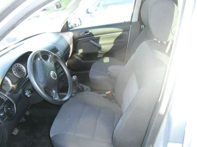 Volkswagen Jetta 2004 photo 4