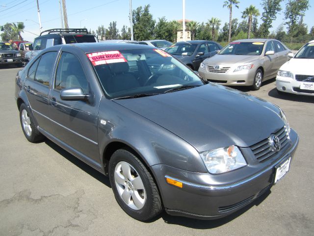 Volkswagen Jetta 2004 photo 3