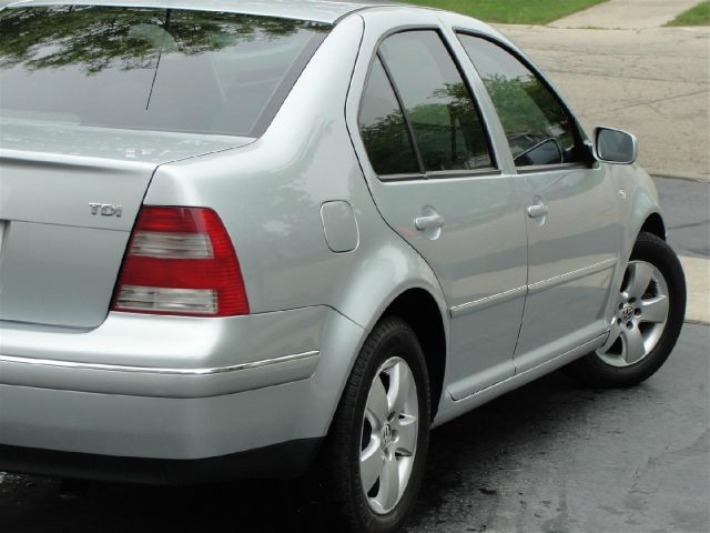 Volkswagen Jetta 2004 photo 3