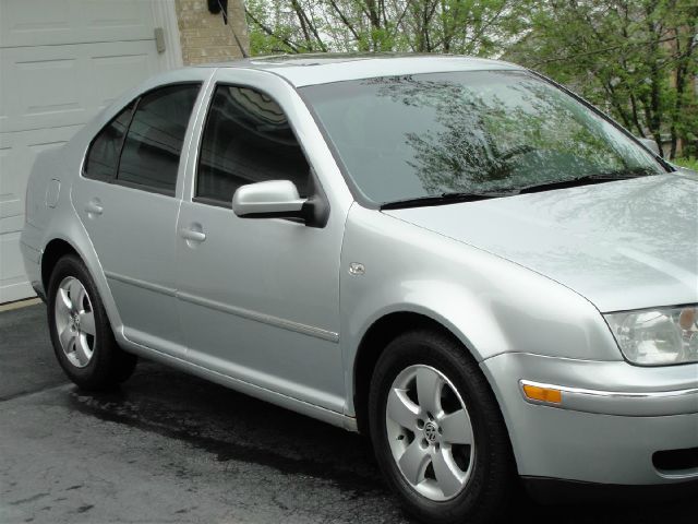 Volkswagen Jetta 2004 photo 32