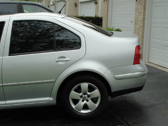 Volkswagen Jetta 2004 photo 34