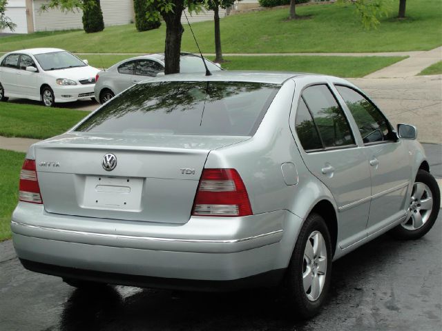 Volkswagen Jetta 2004 photo 36