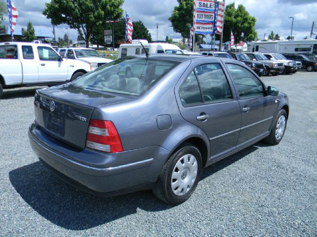 Volkswagen Jetta 2004 photo 1