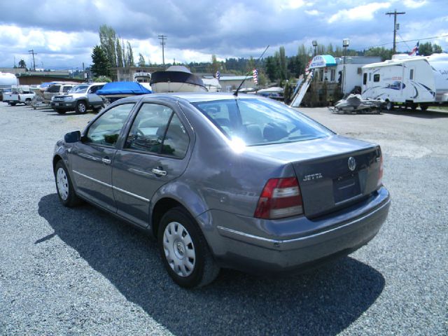 Volkswagen Jetta 2004 photo 3