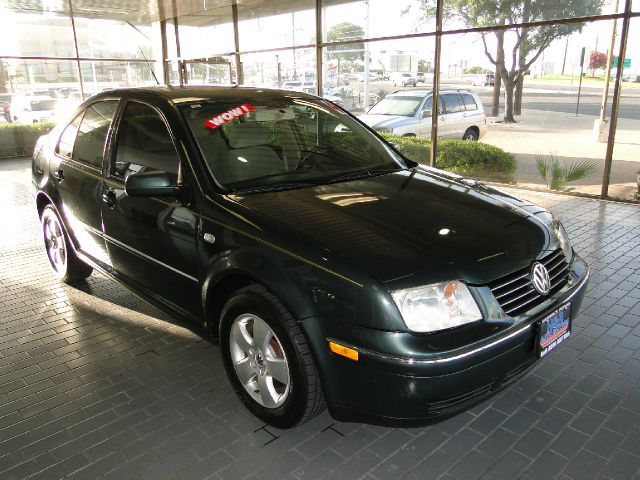 Volkswagen Jetta 2004 photo 3