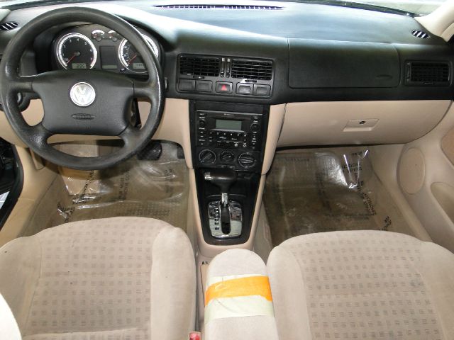 Volkswagen Jetta 2004 photo 4