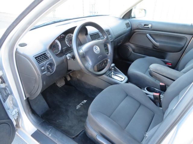 Volkswagen Jetta 2004 photo 3