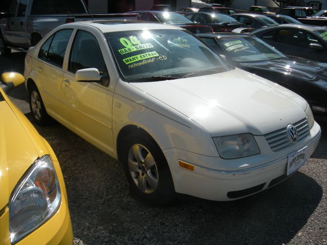 Volkswagen Jetta 2004 photo 1