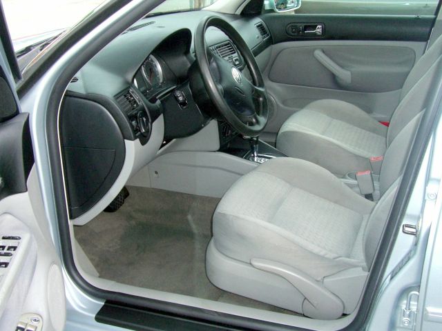 Volkswagen Jetta 2004 photo 3