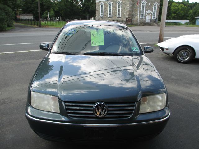 Volkswagen Jetta 2004 photo 2