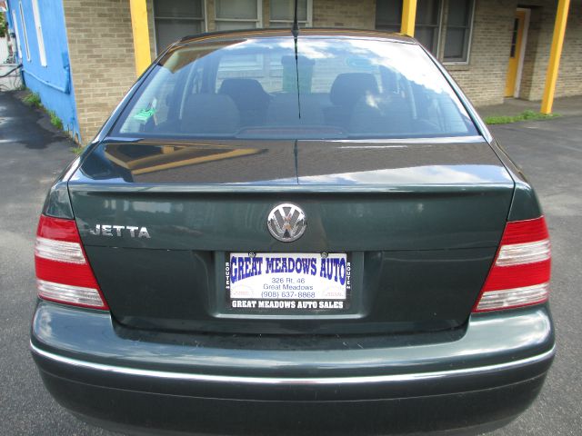 Volkswagen Jetta 2004 photo 3