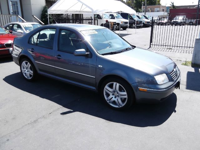 Volkswagen Jetta 2004 photo 2