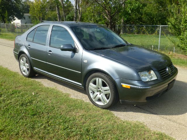 Volkswagen Jetta 2004 photo 2