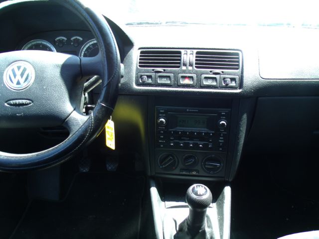 Volkswagen Jetta 2004 photo 6