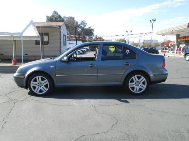 Volkswagen Jetta 2004 photo 2