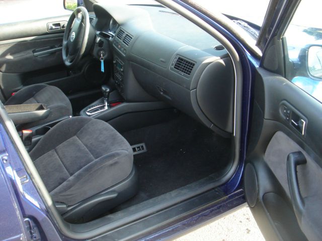 Volkswagen Jetta 2004 photo 19